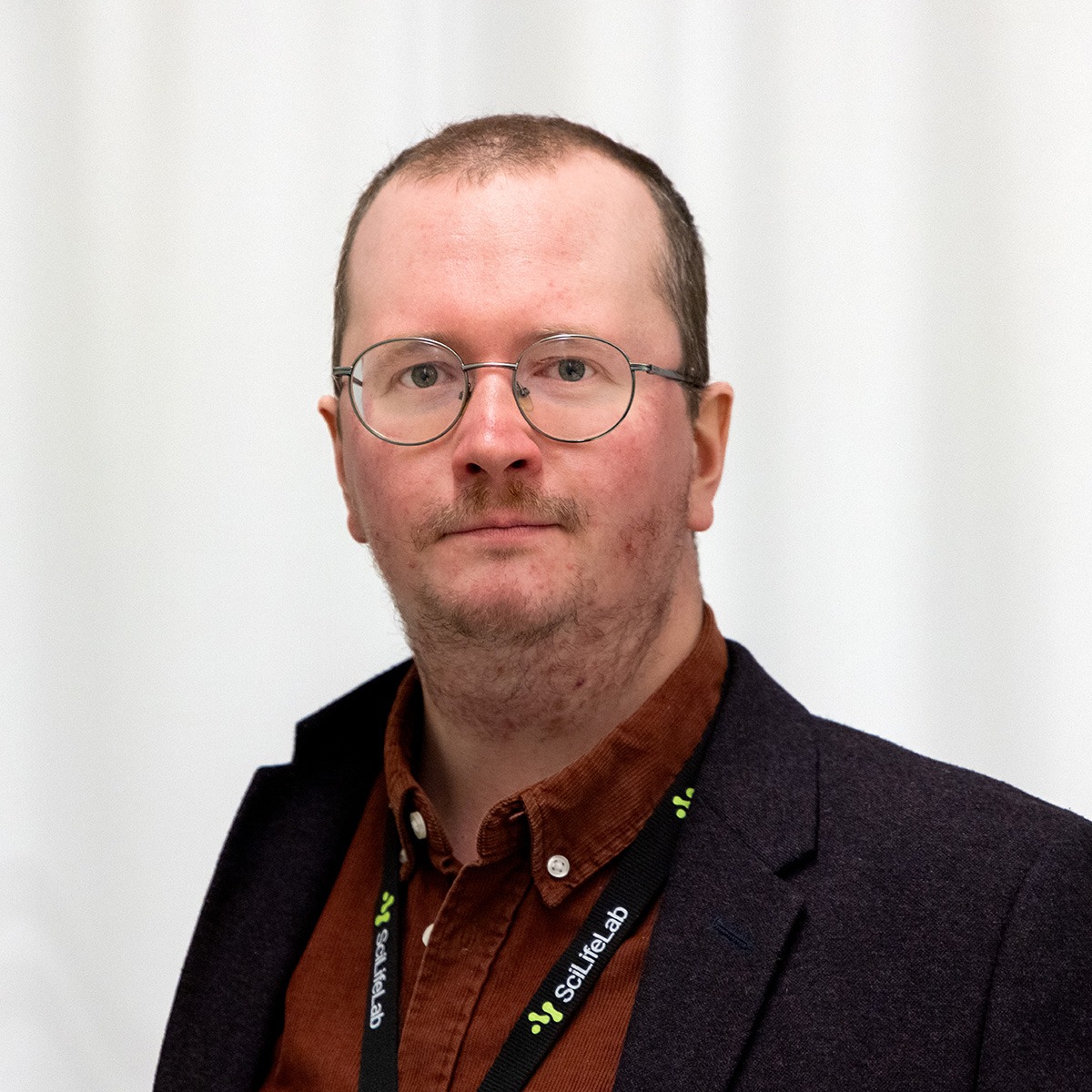 Portrait of Hampus Pehrsson Ternström with a white background